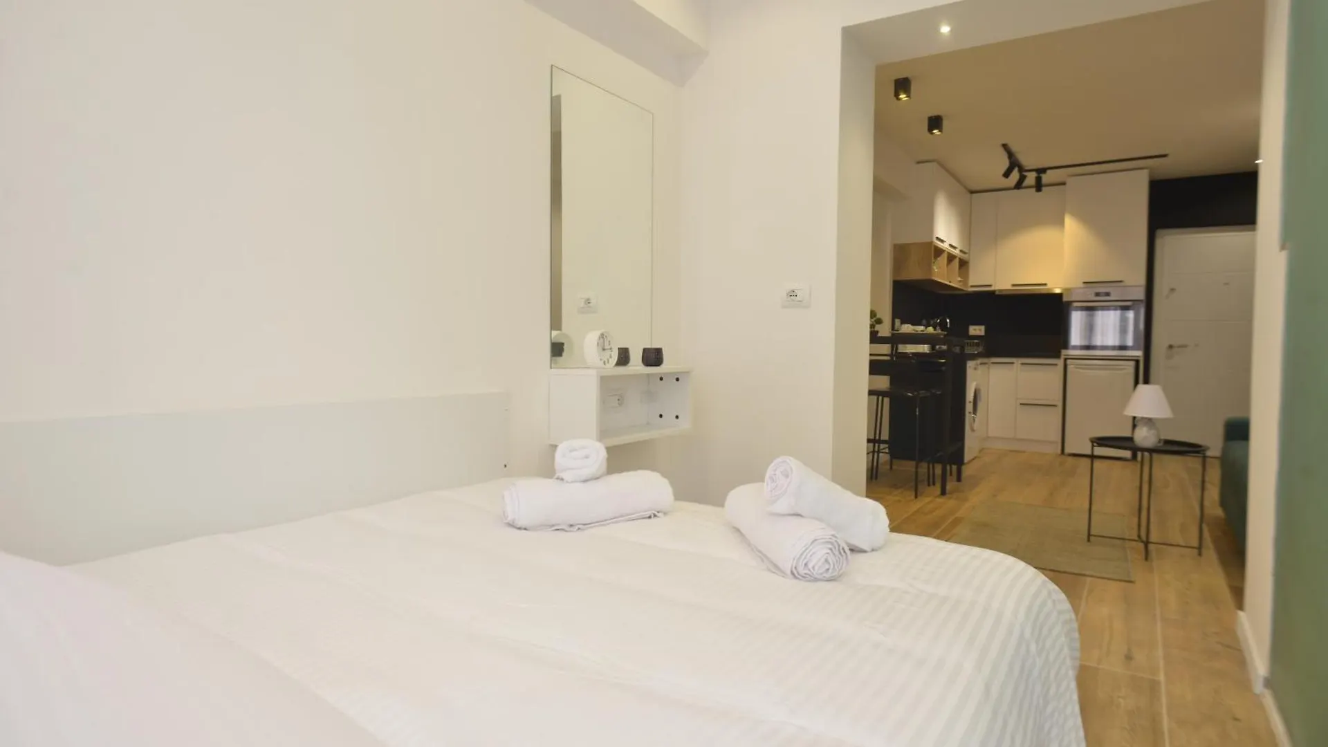 Central Studio Premium Tirana Apartmán